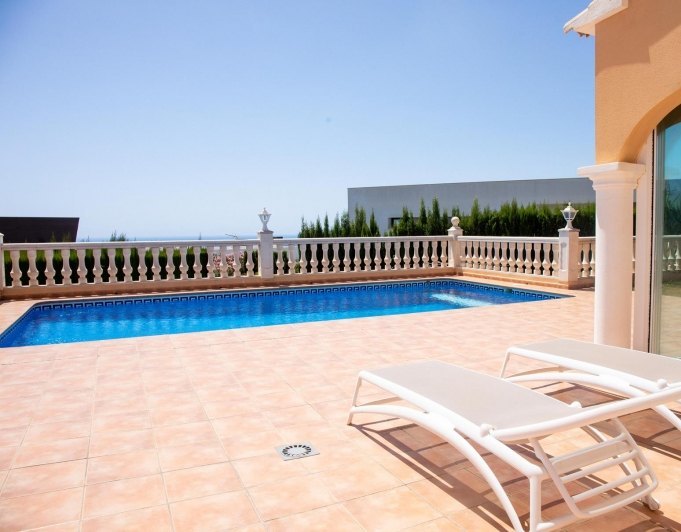 Cumbre del Sol villa con increíbles vistas al mar