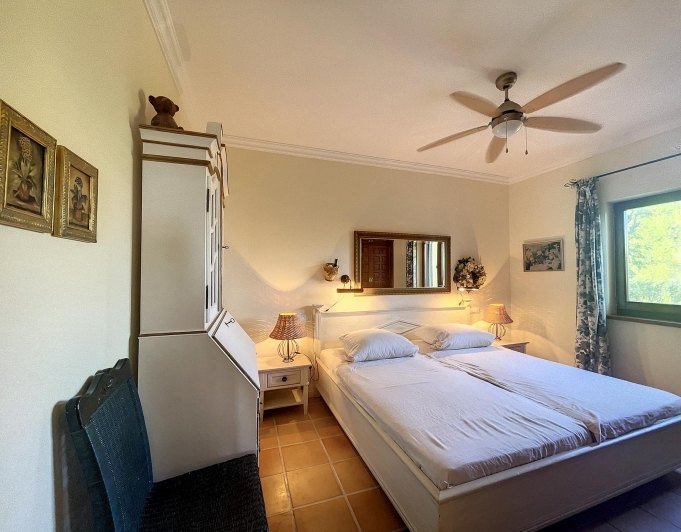 Villa en primera línea con vistas al mar