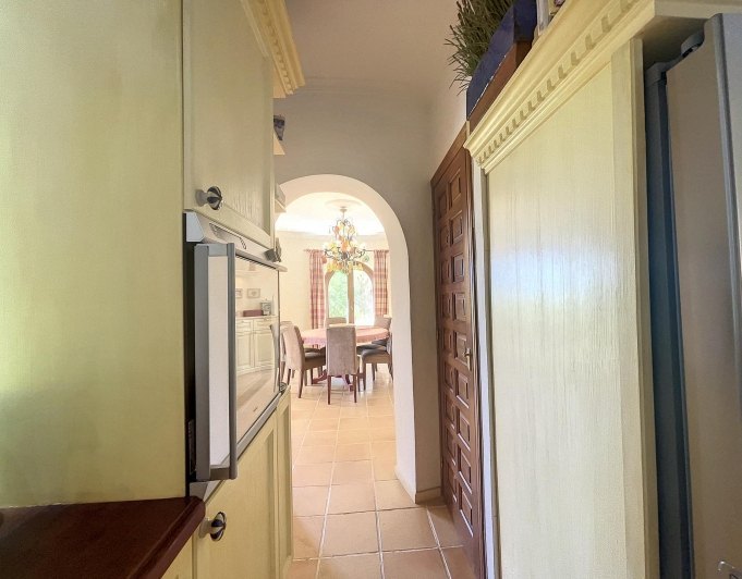 Villa en primera línea con vistas al mar