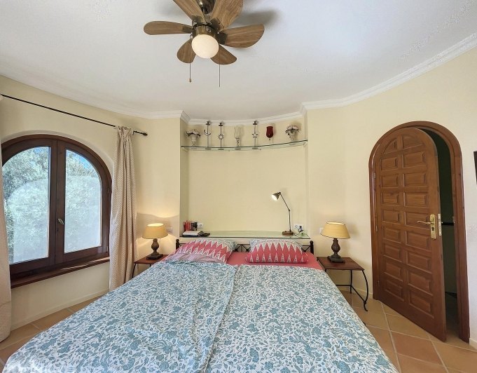 Villa en primera línea con vistas al mar