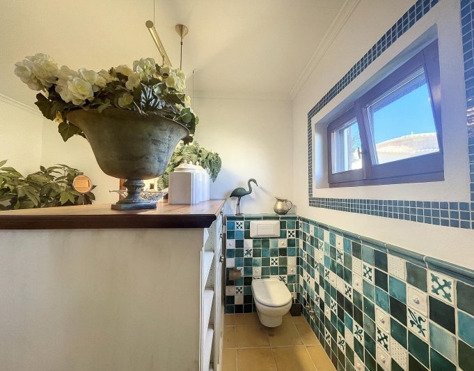 Villa en primera línea con vistas al mar