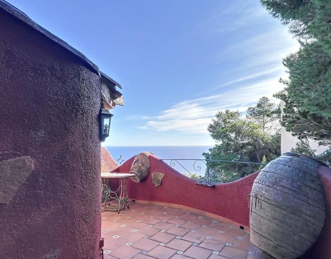 Impresionante villa con vistas al mar