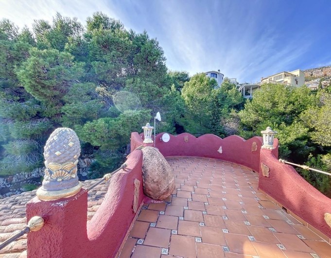 Impresionante villa con vistas al mar