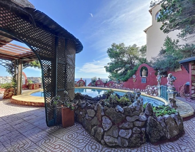Impresionante villa con vistas al mar