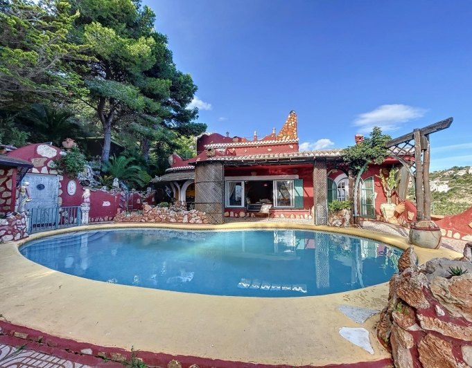 Impresionante villa con vistas al mar