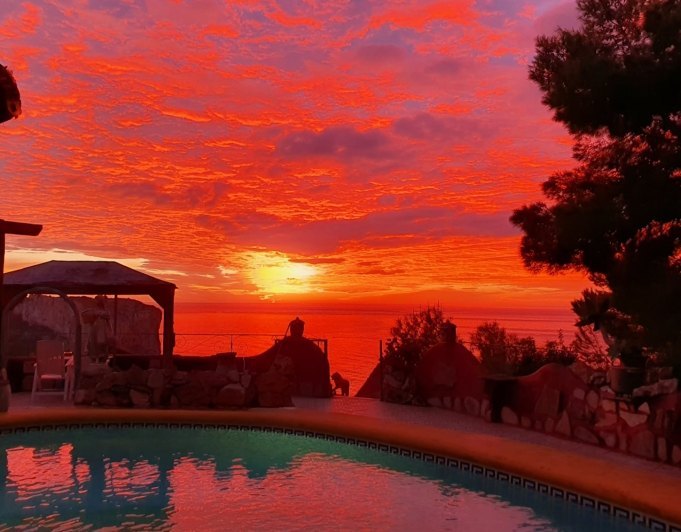 Impresionante villa con vistas al mar