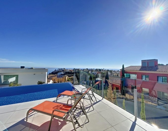 Cumbre del Sol villa de lujo moderno con vistas panorámicas al mar