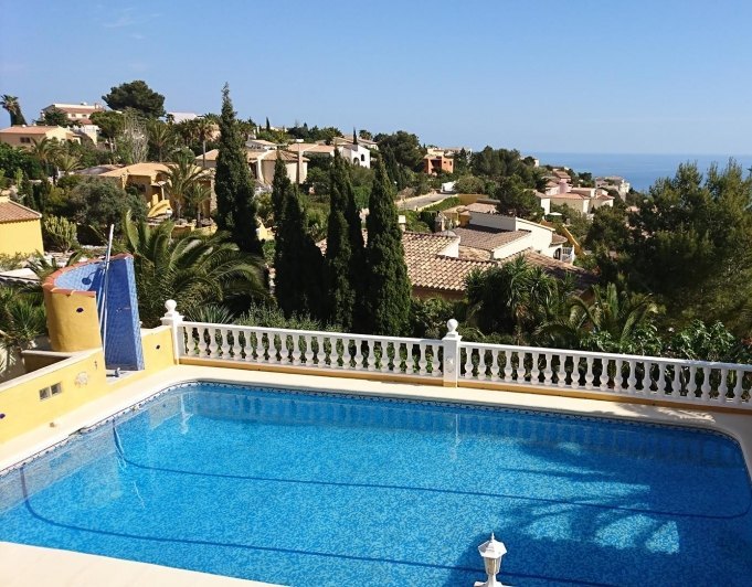 Cumbre del Sol espectacular villa mediterránea con vistas al mar