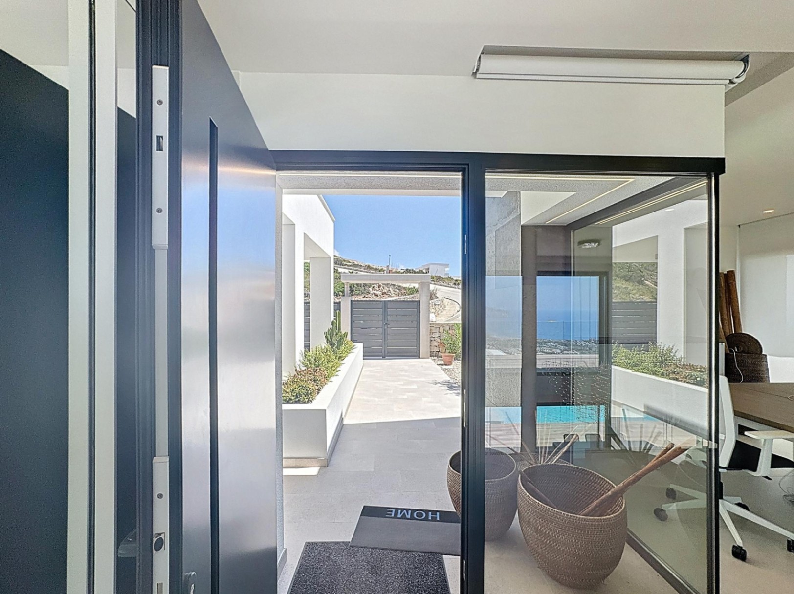 Cumbre del Sol Villa de lujo con vistas panorámicas en residencial Jazmines