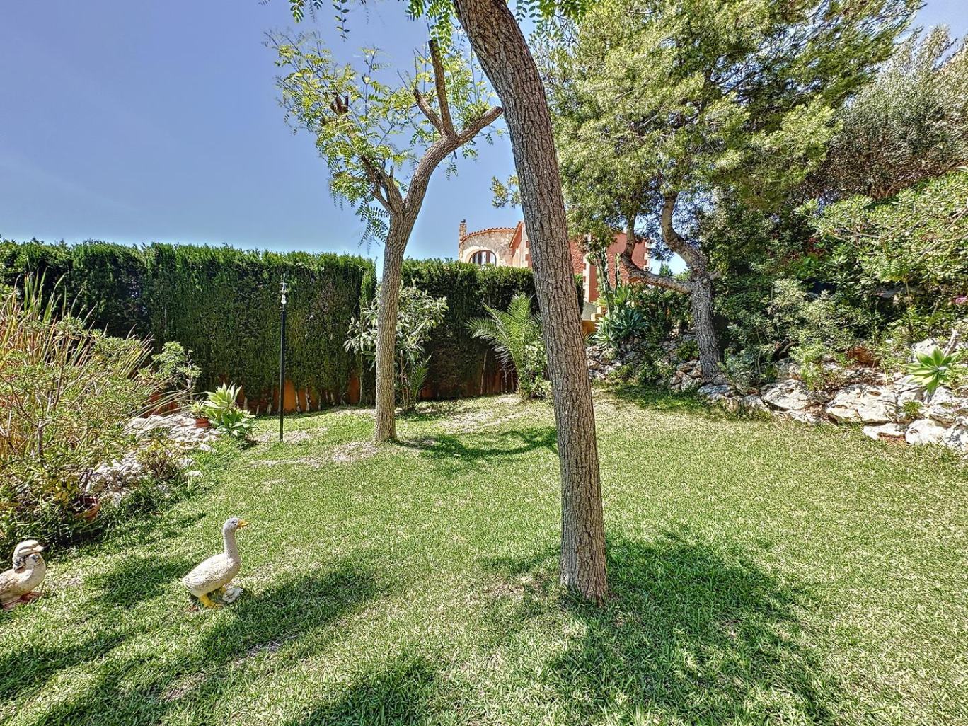 Cumbre del Sol villa con piscina privada cerca a todos los servicios