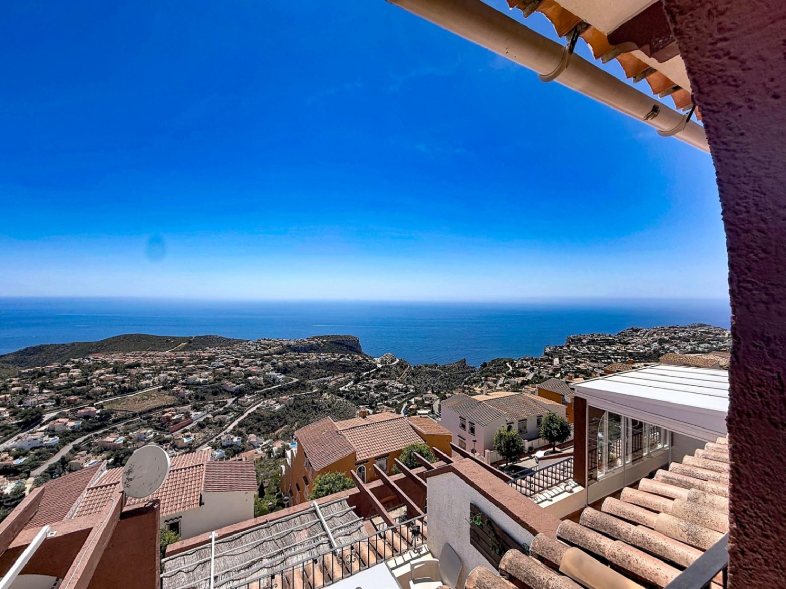 Apartamento en venta en Pueblo Panorama, Cumbre del Sol, con vistas panorámicas al mar