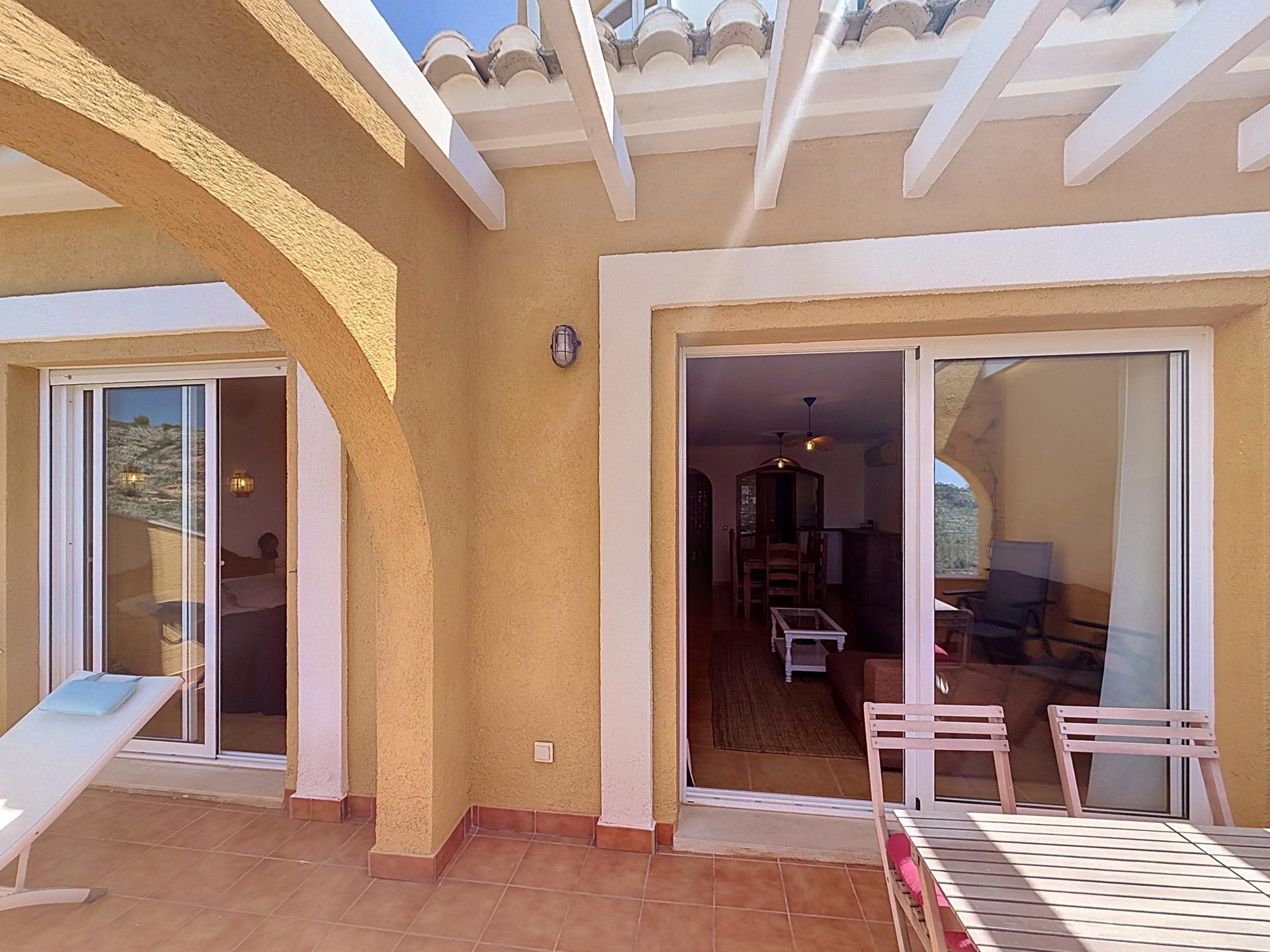 Cumbre del sol apartamento con vistas abiertas al valle de moraira costa blanca norte