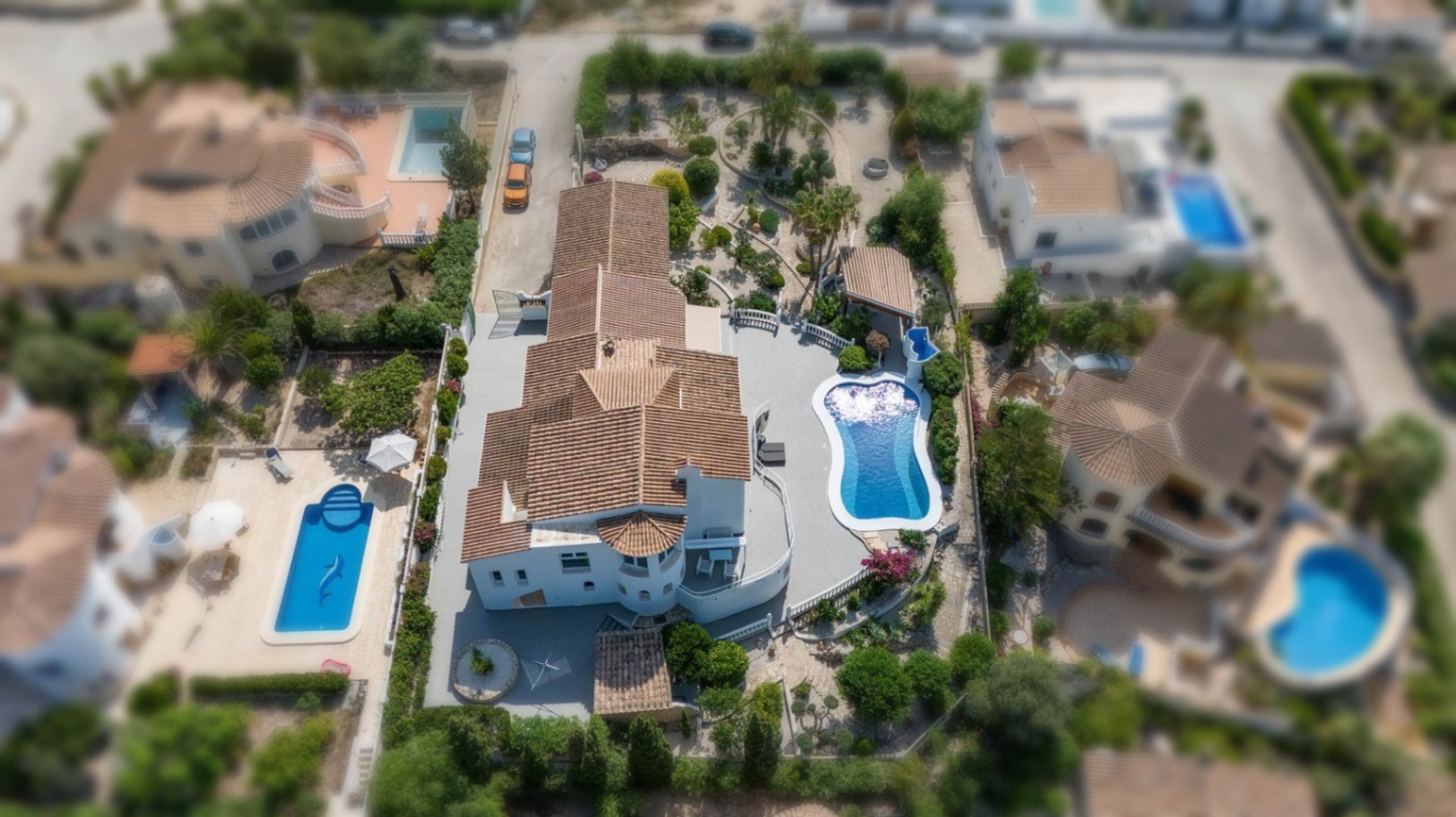 Cumbre del Sol villa renovada con vistas al mar