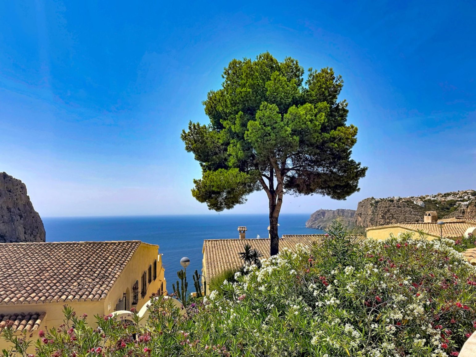 Adosado en Pueblo de la Luz, Cumbre del Sol, Costa Blanca Norte