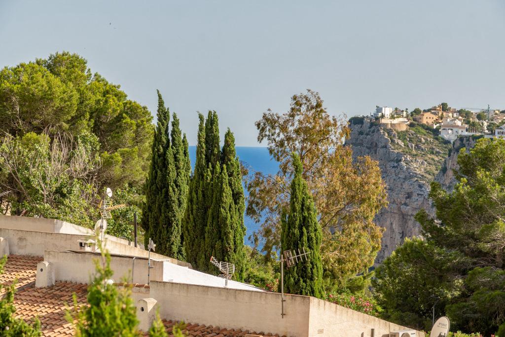 Cumbre del Sol : appartement rénové avec vue sur la montagne