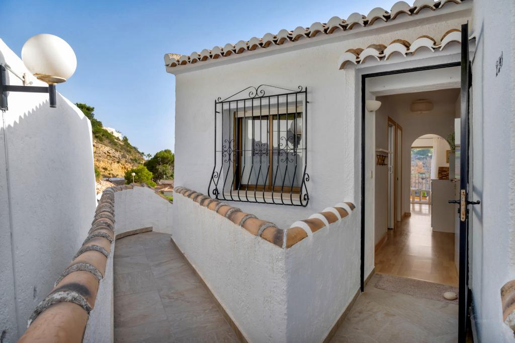 Cumbre del Sol : appartement rénové avec vue sur la montagne