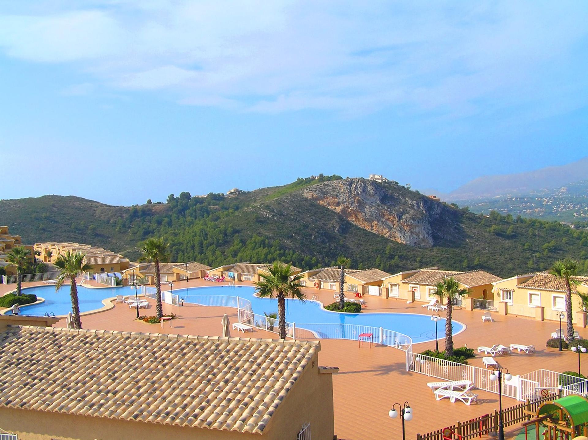 New-build apartment in Montecala Gardens, Cumbre del Sol, Costa Blanca North