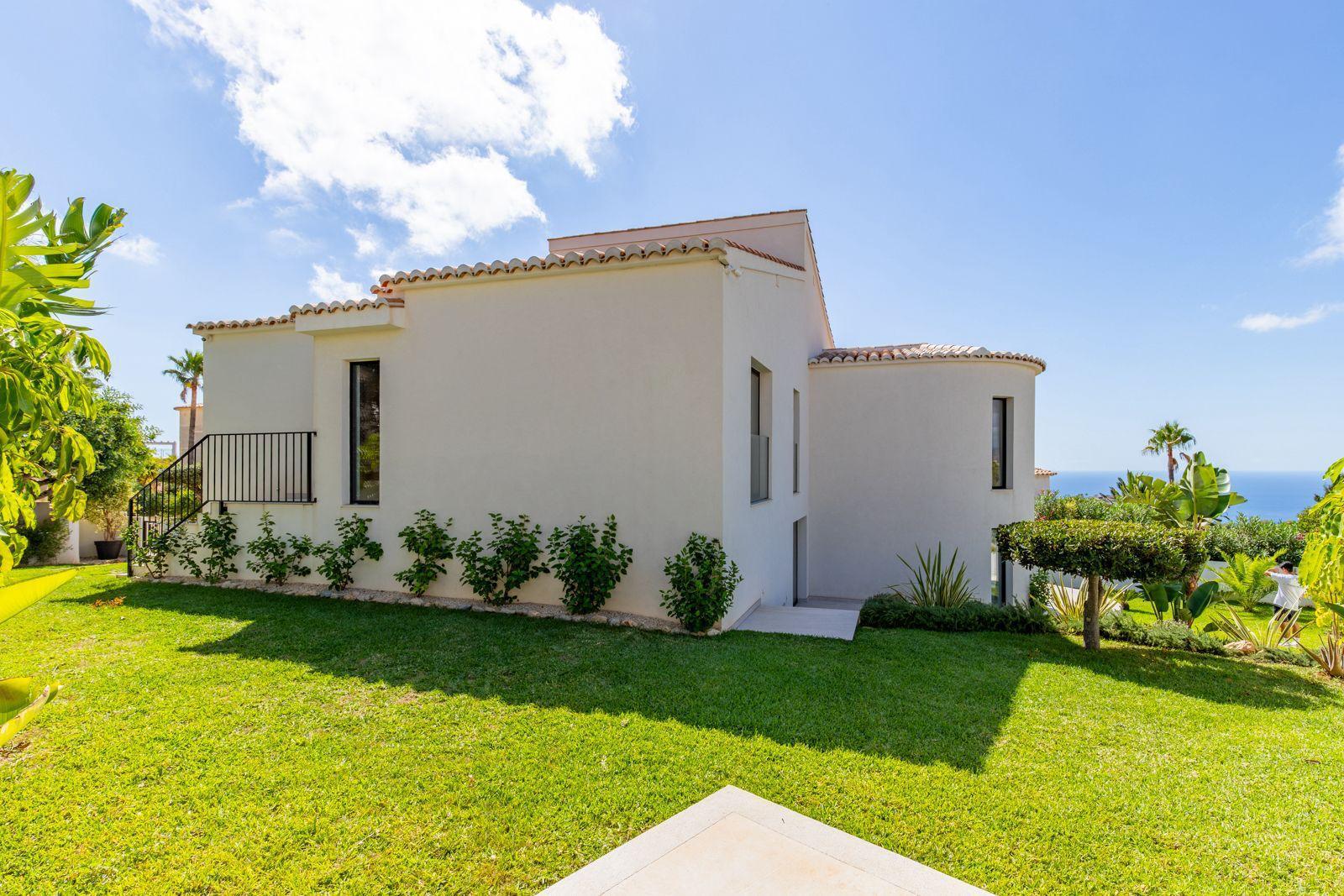 Villa in Kalmias, Cumbre del Sol, Costa Blanca Nord