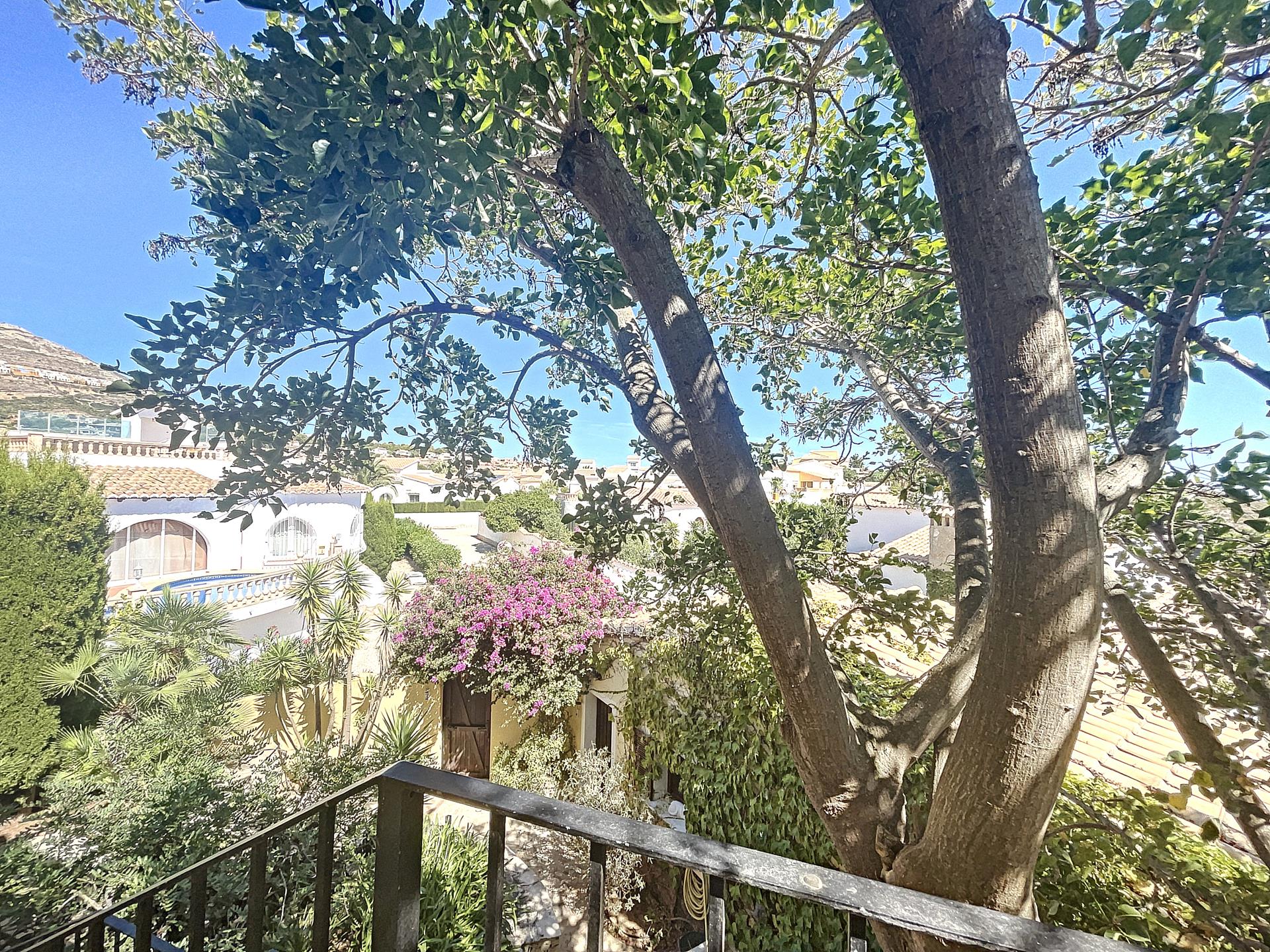Villa en primera línea con vistas al mar